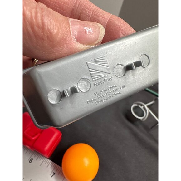 New-Ray Farm Playset Accessories 15-Piece Miniature Set Made In China - Picture 4 of 7